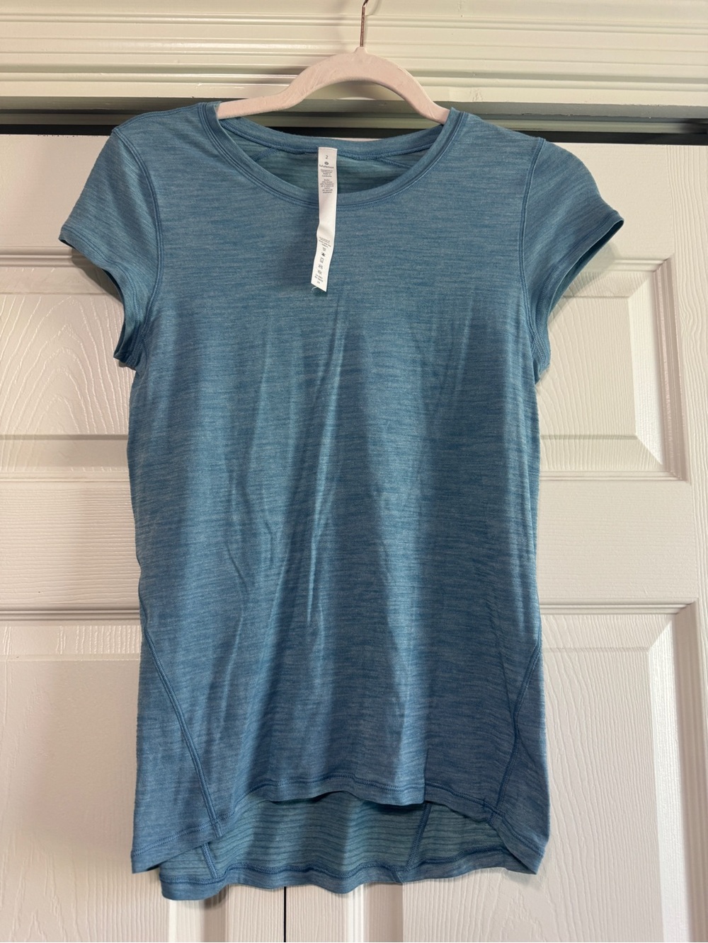 lululemon athletica Heathered Blue Short Sleeve Tee